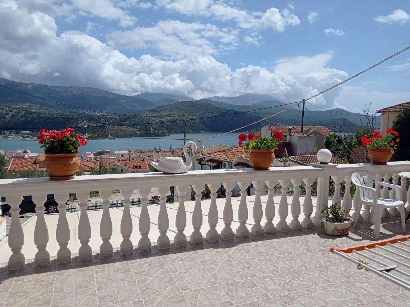 Elenh House Apartment Аргостолион Екстериор снимка