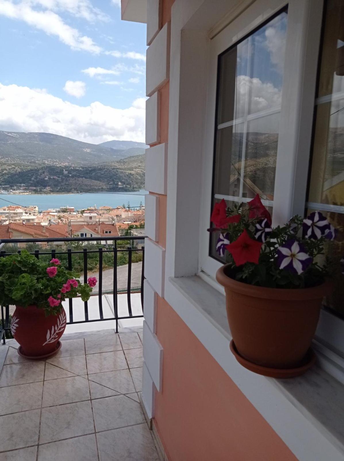 Elenh House Apartment Аргостолион Екстериор снимка